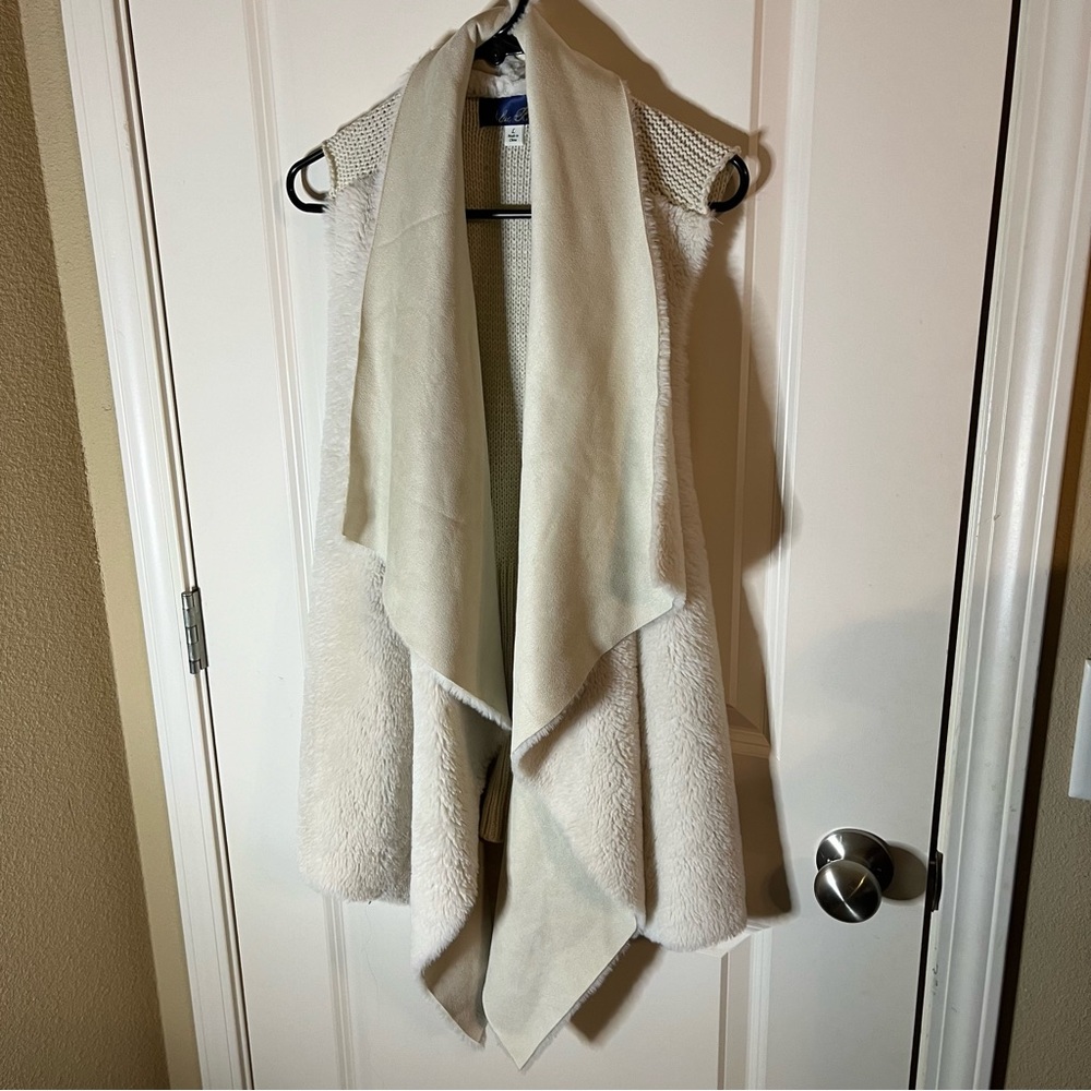 Blue Rain Cream Faux Fur Vest